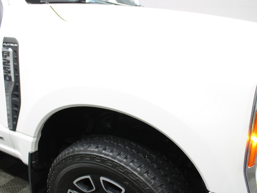 Used 2023 Ford F250 Platinum AWD/4WD image 45