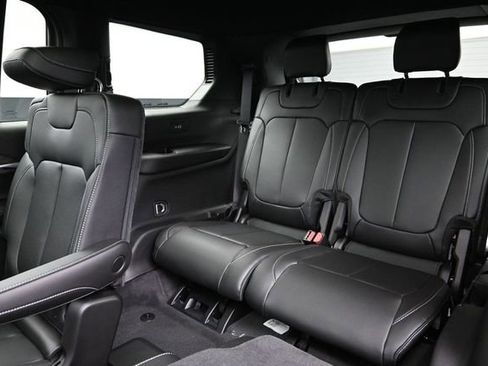 New 2026 Jeep Grand Cherokee L Limited AWD/4WD image 25