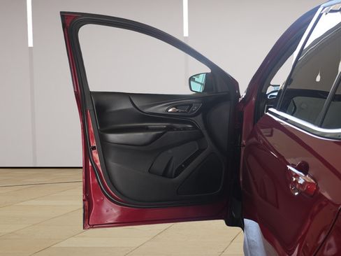 Used 2018 Chevrolet Equinox LT AWD/4WD image 10