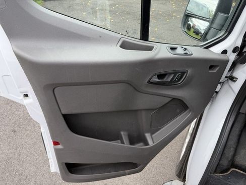 Used 2025 Ford Transit 250 Low Roof w/ Exterior Upgrade Package RWD image 10