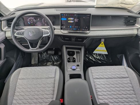 New 2026 Volkswagen Tiguan S FWD image 15
