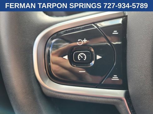 Certified 2023 Volvo XC60 B5 Ultimate w/ Climate Package image 30