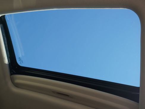 Used 2021 Honda CR-V Touring image 17