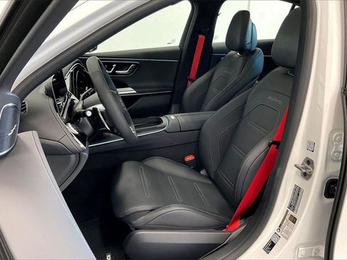 New 2026 Mercedes-Benz E 53 AMG e 4MATIC Sedan image 9