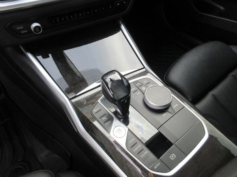 Used 2021 BMW 330i Sedan w/ Premium Package image 63