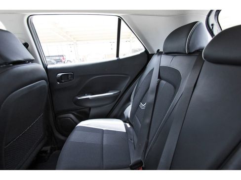 Used 2023 Hyundai Venue Limited w/ Cargo Package FWD image 13