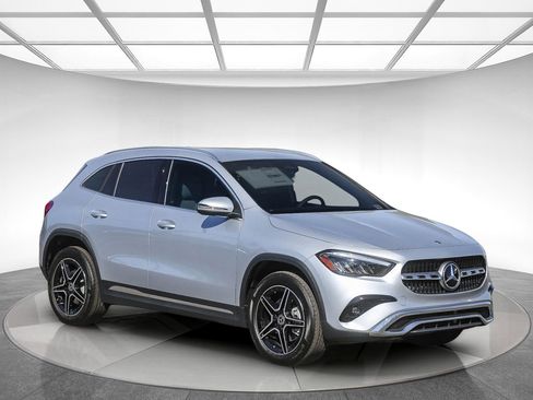 New 2026 Mercedes-Benz GLA 250 4MATIC image 5