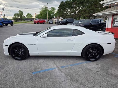 Used 2013 Chevrolet Camaro SS RWD image 8