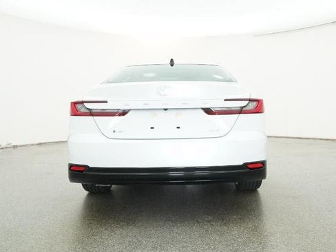 New 2026 Toyota Camry XLE image 23