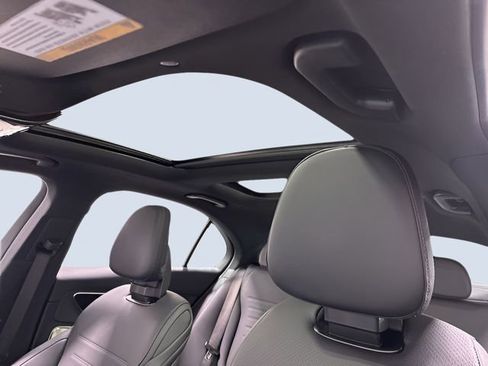 Used 2025 Mercedes-Benz C 300 4MATIC Sedan image 30