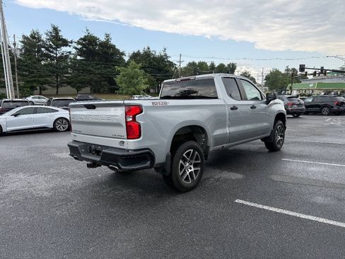Used 2019 Chevrolet Silverado 1500 Custom Trail Boss w/ Custom Convenience Package AWD/4WD image 4