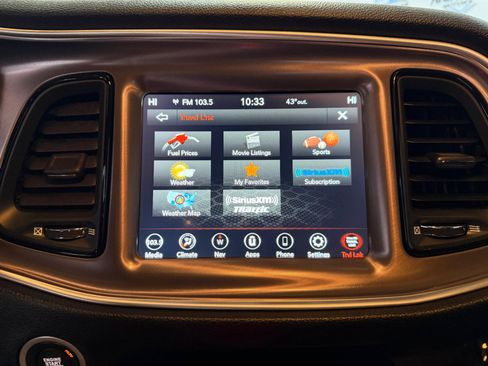 Used 2021 Dodge Challenger SXT w/ Blacktop Package image 33