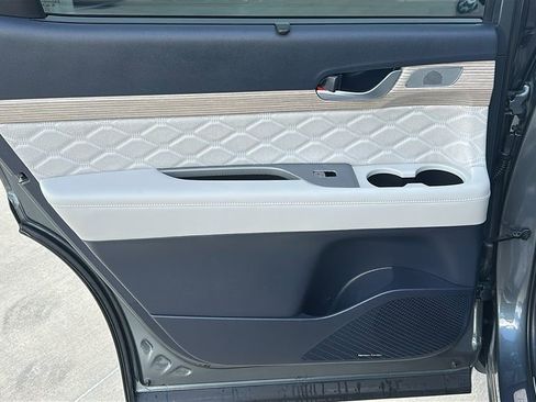 Used 2022 Hyundai Palisade Calligraphy w/ Cargo Package image 33