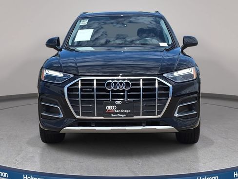 Used 2023 Audi Q5 2.0T Premium w/ Convenience Package AWD/4WD image 3