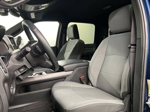 Used 2022 RAM 2500 Big Horn w/ Level C Equiment Group image 27