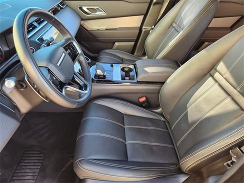 Used 2022 Land Rover Range Rover Velar R-Dynamic S image 13
