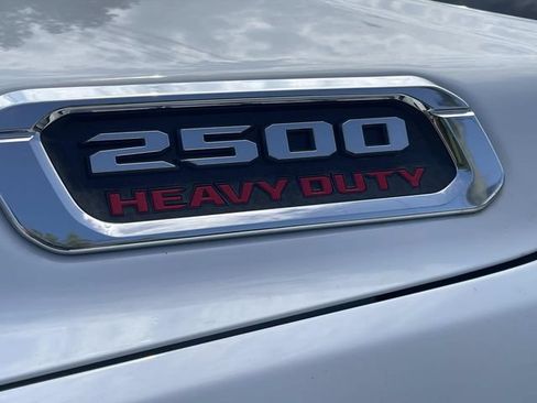 Used 2022 RAM 2500 Big Horn AWD/4WD image 5