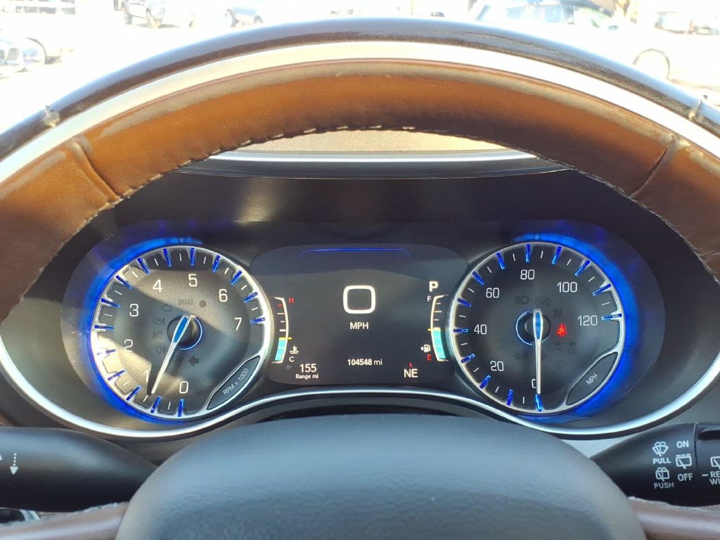 Used 2019 Chrysler Pacifica Limited FWD image 25