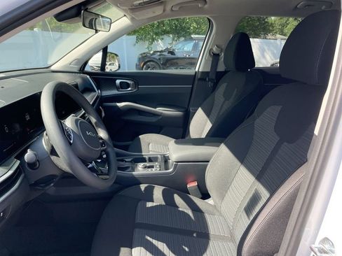 Used 2025 Kia Sorento LX image 37