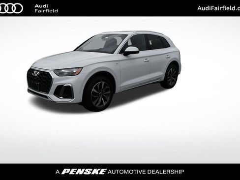 Certified 2023 Audi Q5 2.0T Premium w/ Convenience Package AWD/4WD image 1