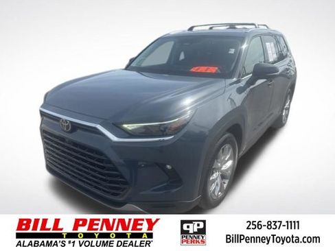 Used 2024 Toyota Grand Highlander Limited image 1