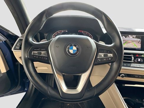 Used 2019 BMW 330i Sedan w/ Convenience Package RWD image 11