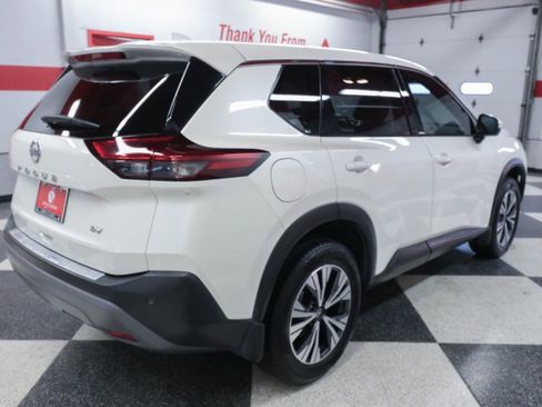 Used 2021 Nissan Rogue SV image 7