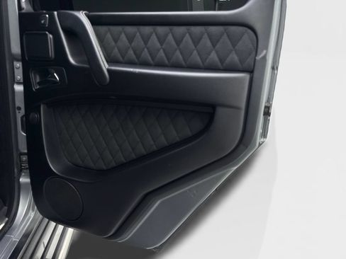 Used 2017 Mercedes-Benz G 550 Squared image 42