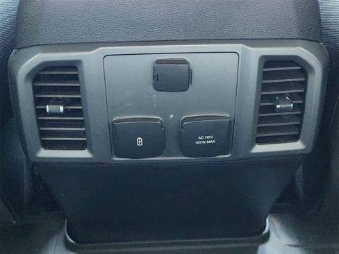 Used 2018 Ford F150 XLT w/ Equipment Group 302A Luxury image 29