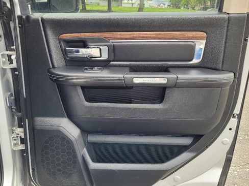 Used 2017 RAM 1500 Laramie AWD/4WD image 20