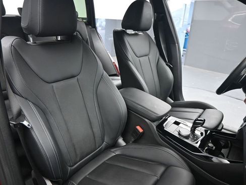 Used 2023 BMW X3 xDrive30i w/ Premium Package image 26