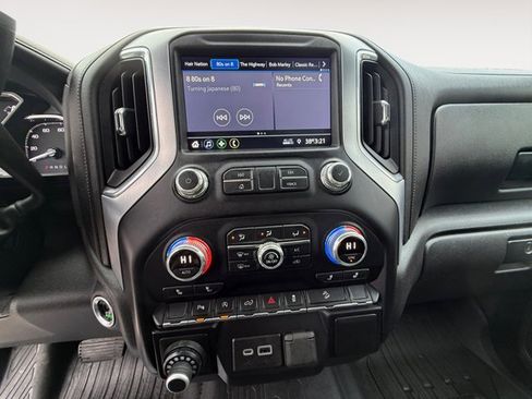 Certified 2022 GMC Sierra 1500 Elevation w/ Driver Alert Package I image 11