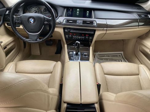 Used 2013 BMW 750Li image 18