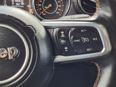 Used 2021 Jeep Gladiator Overland AWD/4WD image 19