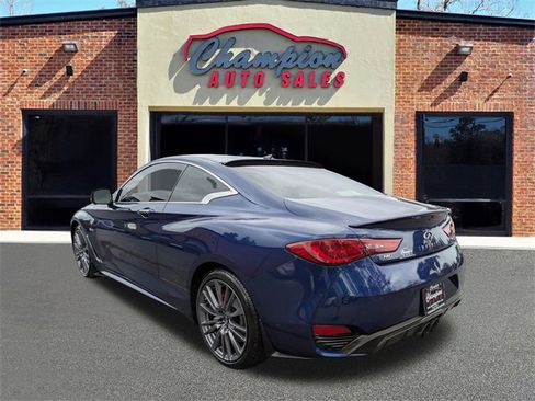 Used 2017 INFINITI Q60 Red Sport 400 image 5