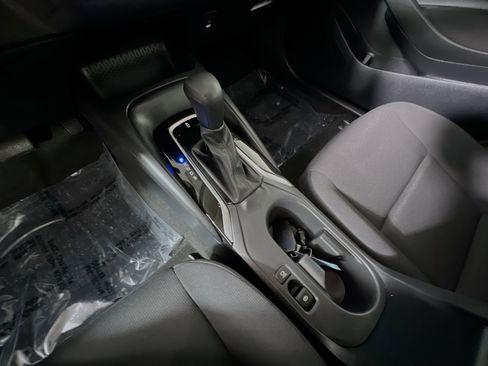 Used 2023 Toyota Corolla LE w/ LE Convenience Package image 25