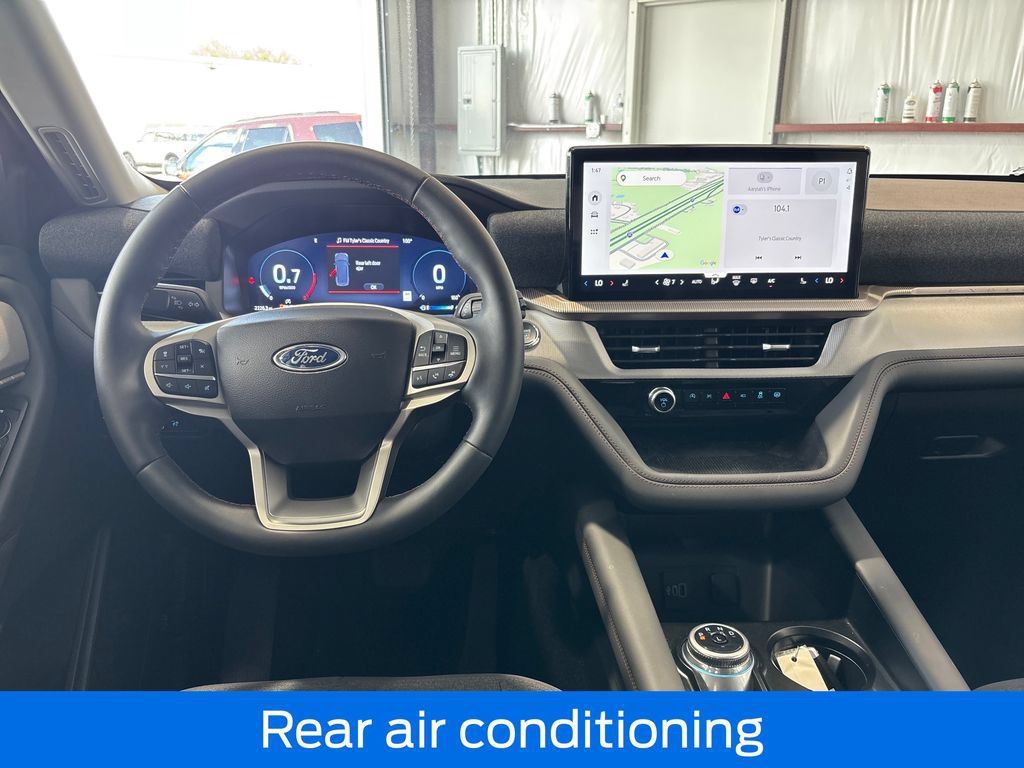 New 2026 Ford Explorer Active RWD image 14