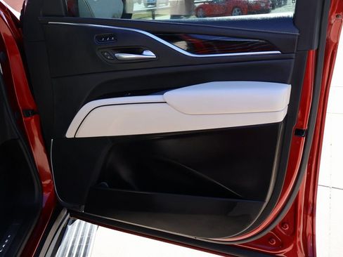 Used 2021 Cadillac Escalade Sport w/ Driver Assist Tech Package image 9