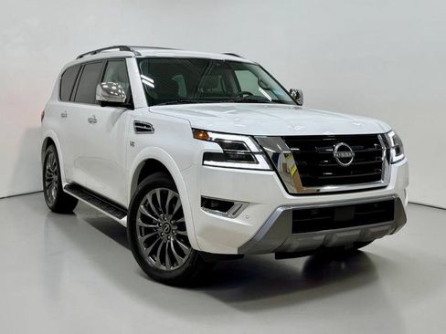 Used 2021 Nissan Armada Platinum w/ Captain's Chairs Package AWD/4WD image 4