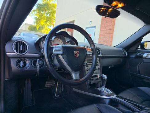 Used 2006 Porsche Cayman S image 18