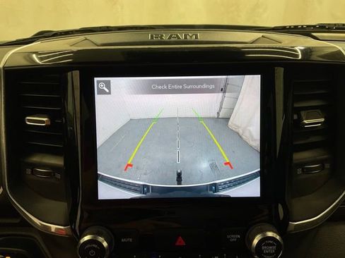 Used 2021 RAM 1500 Laramie AWD/4WD image 19
