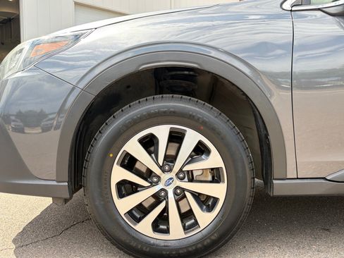 Used 2021 Subaru Outback Premium AWD/4WD image 10