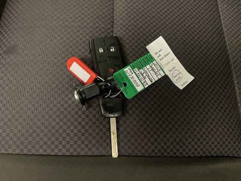 Used 2015 Chevrolet Silverado 2500 LT image 26