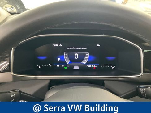Certified 2025 Volkswagen Taos SE AWD/4WD image 22