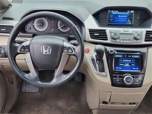 Used 2016 Honda Odyssey EX-L image 16