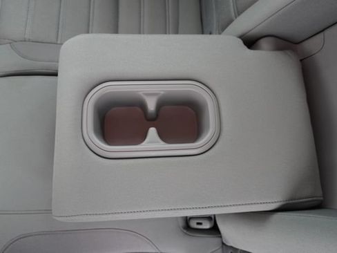Used 2017 Honda CR-V LX image 32