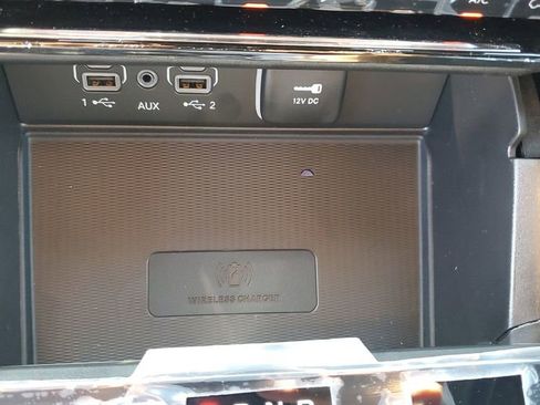 New 2025 Jeep Grand Cherokee Altitude image 25