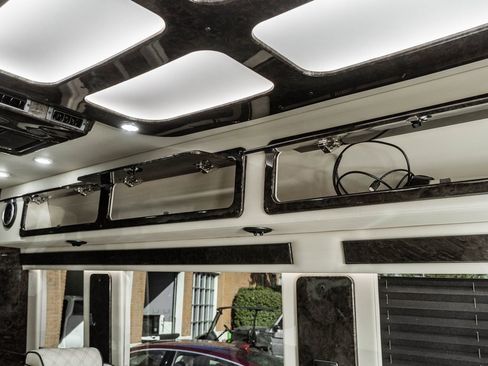 Used 2022 Mercedes-Benz Sprinter 3500 image 33