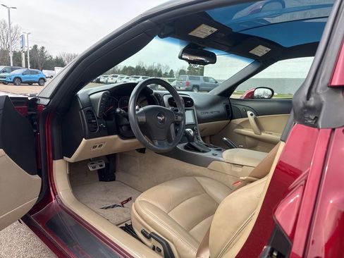 Used 2007 Chevrolet Corvette Coupe w/ Preferred Equipment Group image 8