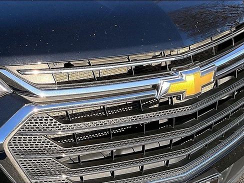 Used 2020 Chevrolet Traverse LT FWD image 34